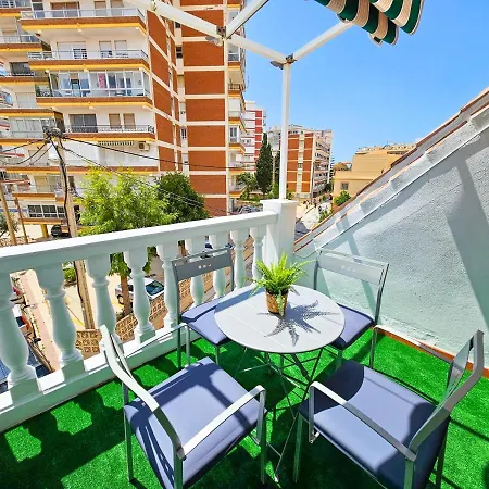 Yeti Atico Beach - Alojamientos La Torre Torre Del Mar Esterno foto